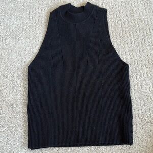 Abercrombie & Fitch sweater black crop top size medium